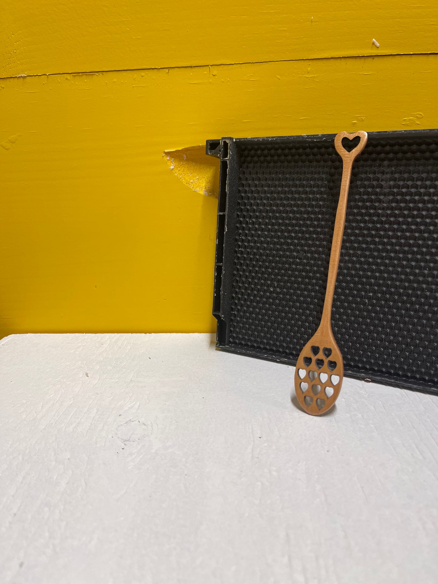 Wood honey dipper